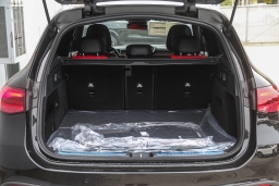 Mercedes-Benz GLC GLC 300 4MATIC SUV 2026