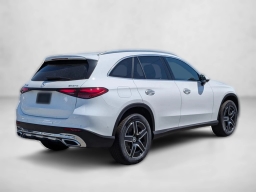 Mercedes-Benz GLC GLC 300 4MATIC SUV 2026