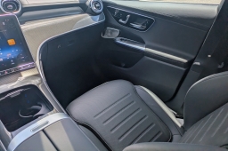 Mercedes-Benz GLC GLC 300 4MATIC SUV 2026