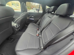 Mercedes-Benz GLC GLC 300 4MATIC SUV 2026