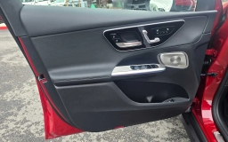 Mercedes-Benz GLC GLC 300 4MATIC SUV 2026