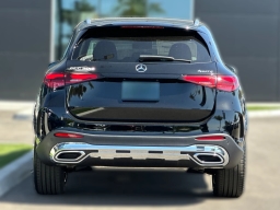 Mercedes-Benz GLC GLC 300 4MATIC SUV 2026
