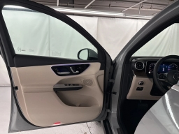 Mercedes-Benz GLC GLC 300 4MATIC SUV 2026
