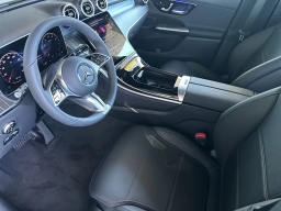 Mercedes-Benz GLC GLC 300 4MATIC SUV 2026