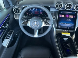 Mercedes-Benz GLC GLC 300 4MATIC SUV 2026