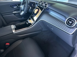 Mercedes-Benz GLC GLC 300 4MATIC SUV 2026