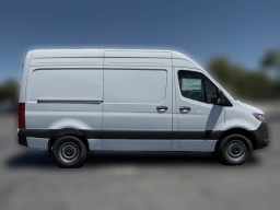Mercedes-Benz Sprinter Crew Van Standard Roof 4-Cyl Diesel 2500 Standard Roof I4 Diesel 144" RWD 2026