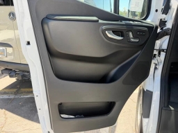Mercedes-Benz Sprinter Crew Van Standard Roof 4-Cyl Diesel 2500 Standard Roof I4 Diesel 144" RWD 2026