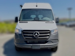 Mercedes-Benz Sprinter Crew Van Standard Roof 4-Cyl Diesel 2500 Standard Roof I4 Diesel 144" RWD 2026