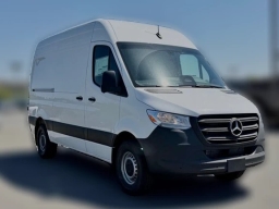Mercedes-Benz Sprinter Crew Van Standard Roof 4-Cyl Diesel 2500 Standard Roof I4 Diesel 144" RWD 2026