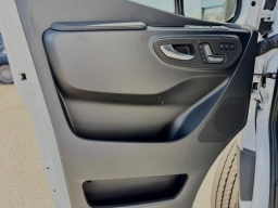 Mercedes-Benz Sprinter Crew Van Standard Roof 4-Cyl Diesel 2500 Standard Roof I4 Diesel 144" RWD 2026