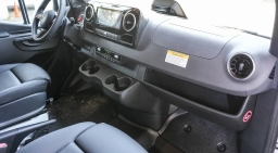 Mercedes-Benz Sprinter Crew Van Standard Roof 4-Cyl Diesel 2500 Standard Roof I4 Diesel 144" RWD 2026