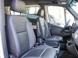 Mercedes-Benz Sprinter Crew Van Standard Roof 4-Cyl Diesel 2500 Standard Roof I4 Diesel 144" RWD 2026