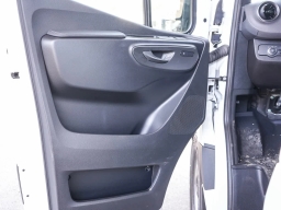 Mercedes-Benz Sprinter Crew Van Standard Roof 4-Cyl Diesel 2500 Standard Roof I4 Diesel 144" RWD 2026