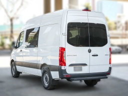 Mercedes-Benz Sprinter Crew Van Standard Roof 4-Cyl Diesel 2500 Standard Roof I4 Diesel 144" RWD 2026