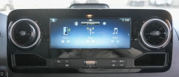 Mercedes-Benz Sprinter Crew Van Standard Roof 4-Cyl Diesel 2500 Standard Roof I4 Diesel 144" RWD 2026