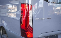Mercedes-Benz Sprinter Crew Van Standard Roof 4-Cyl Diesel HO 2500 Standard Roof I4 Diesel HO 144" AWD 2026