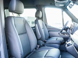 Mercedes-Benz Sprinter Crew Van Standard Roof 4-Cyl Diesel HO 2500 Standard Roof I4 Diesel HO 144" AWD 2026