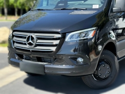 Mercedes-Benz Sprinter Cargo Van High Roof 4-Cyl Diesel HO 3500 High Roof I4 Diesel HO 170" Extended RWD 2026