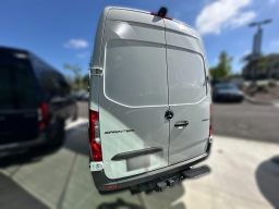 Mercedes-Benz Sprinter Cargo Van Standard Roof 4-Cyl Diesel 2500 Standard Roof I4 Diesel 144" RWD 2025