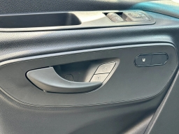 Mercedes-Benz Sprinter Cargo Van Standard Roof 4-Cyl Diesel 2500 Standard Roof I4 Diesel 144" RWD 2025