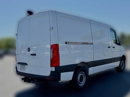 Mercedes-Benz Sprinter Crew Van Standard Roof 4-Cyl Diesel 2500 Standard Roof I4 Diesel 144" RWD 2026