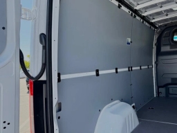 Mercedes-Benz Sprinter Crew Van Standard Roof 4-Cyl Diesel 2500 Standard Roof I4 Diesel 144" RWD 2026