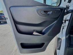 Mercedes-Benz Sprinter Crew Van Standard Roof 4-Cyl Diesel 2500 Standard Roof I4 Diesel 144" RWD 2026