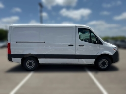 Mercedes-Benz Sprinter Cargo Van Standard Roof 4-Cyl Diesel 2500 Standard Roof I4 Diesel 144" RWD 2025