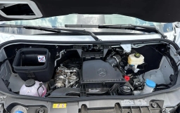 Mercedes-Benz Sprinter Cargo Van Standard Roof 4-Cyl Diesel 2500 Standard Roof I4 Diesel 144" RWD 2025