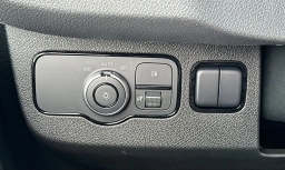 Mercedes-Benz Sprinter Crew Van Standard Roof 4-Cyl Diesel 2500 Standard Roof I4 Diesel 144" RWD 2026