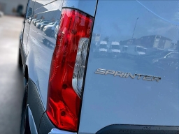Mercedes-Benz Sprinter Crew Van Standard Roof 4-Cyl Diesel 2500 Standard Roof I4 Diesel 144" RWD 2026