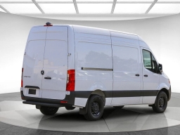 Mercedes-Benz Sprinter Crew Van Standard Roof 4-Cyl Diesel 2500 Standard Roof I4 Diesel 144" RWD 2026