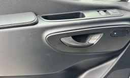 Mercedes-Benz Sprinter Crew Van Standard Roof 4-Cyl Diesel 2500 Standard Roof I4 Diesel 144" RWD 2026