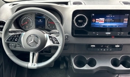 Mercedes-Benz Sprinter Crew Van Standard Roof 4-Cyl Diesel 2500 Standard Roof I4 Diesel 144" RWD 2026