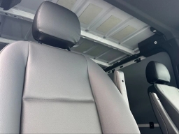 Mercedes-Benz Sprinter Crew Van Standard Roof 4-Cyl Diesel 2500 Standard Roof I4 Diesel 144" RWD 2026