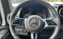 Mercedes-Benz Sprinter Crew Van Standard Roof 4-Cyl Diesel 2500 Standard Roof I4 Diesel 144" RWD 2026