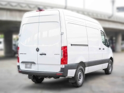 Mercedes-Benz Sprinter Crew Van Standard Roof 4-Cyl Diesel 2500 Standard Roof I4 Diesel 144" RWD 2026
