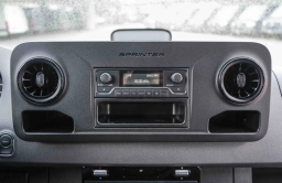Mercedes-Benz Sprinter Crew Van Standard Roof 4-Cyl Diesel 2500 Standard Roof I4 Diesel 144" RWD 2026