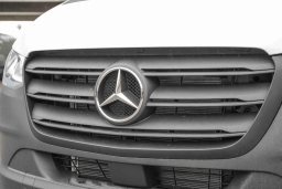 Mercedes-Benz Sprinter Crew Van Standard Roof 4-Cyl Diesel 2500 Standard Roof I4 Diesel 144" RWD 2026
