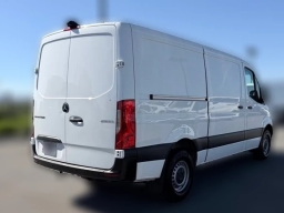 Mercedes-Benz Sprinter Cargo Van Standard Roof 4-Cyl Diesel 2500 Standard Roof I4 Diesel 144" RWD 2025