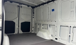 Mercedes-Benz Sprinter Crew Van Standard Roof 4-Cyl Diesel 2500 Standard Roof I4 Diesel 144" RWD 2026