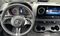 Mercedes-Benz Sprinter Crew Van Standard Roof 4-Cyl Diesel 2500 Standard Roof I4 Diesel 144" RWD 2026