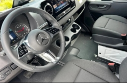 Mercedes-Benz Sprinter Crew Van Standard Roof 4-Cyl Diesel 2500 Standard Roof I4 Diesel 144" RWD 2026