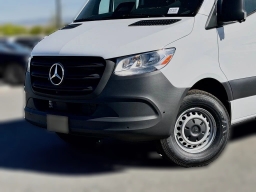 Mercedes-Benz Sprinter Crew Van Standard Roof 4-Cyl Diesel 2500 Standard Roof I4 Diesel 144" RWD 2026