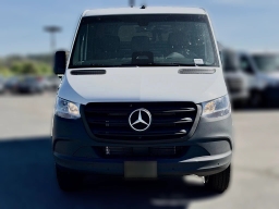 Mercedes-Benz Sprinter Crew Van Standard Roof 4-Cyl Diesel 2500 Standard Roof I4 Diesel 144" RWD 2026