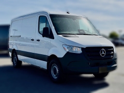 Mercedes-Benz Sprinter Crew Van Standard Roof 4-Cyl Diesel 2500 Standard Roof I4 Diesel 144" RWD 2026