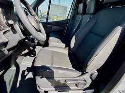 Mercedes-Benz Sprinter Crew Van Standard Roof 4-Cyl Diesel 2500 Standard Roof I4 Diesel 144" RWD 2026