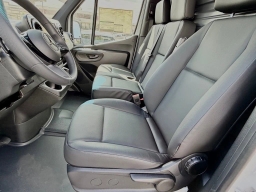 Mercedes-Benz Sprinter Crew Van Standard Roof 4-Cyl Diesel 2500 Standard Roof I4 Diesel 144" RWD 2026