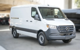Mercedes-Benz Sprinter Crew Van Standard Roof 4-Cyl Diesel 2500 Standard Roof I4 Diesel 144" RWD 2026